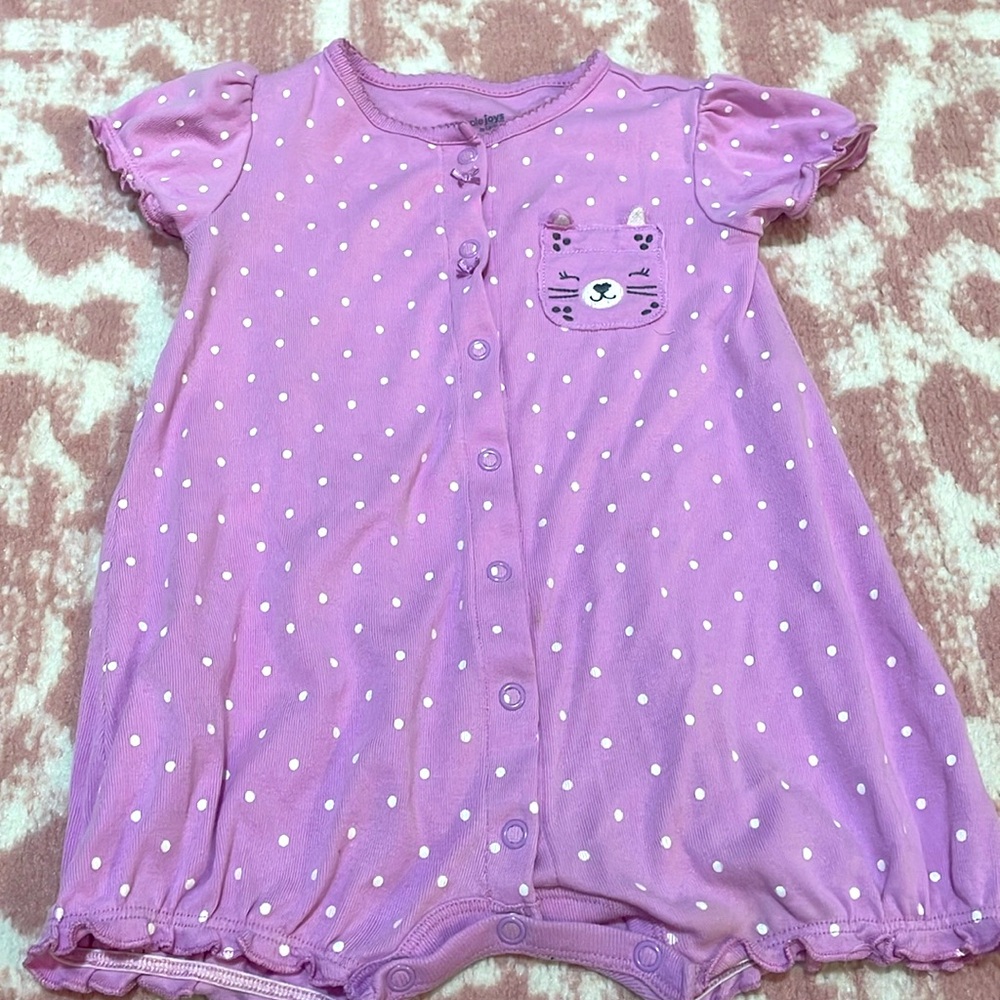 🧡 3 For $12 Bundle Sale 🧡 EUC - Simple Joys by Carters Polka dots Romper